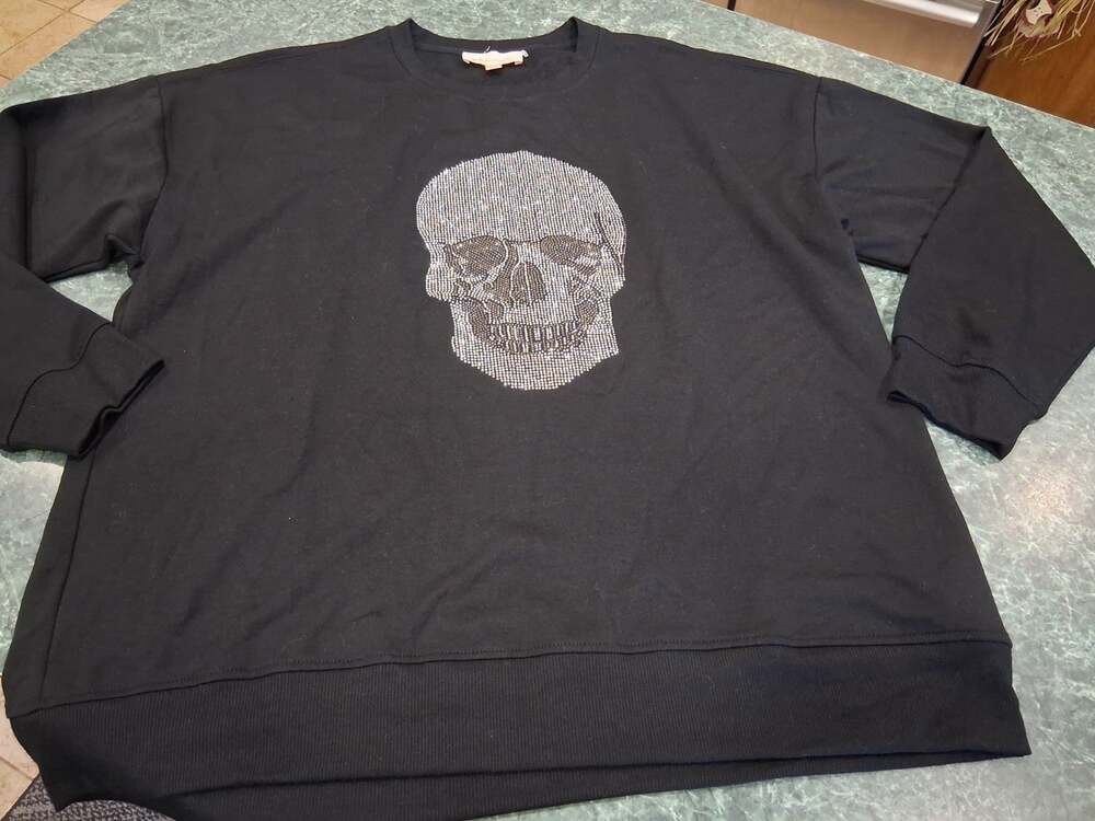 Black Rhinestone Big Skull Hoodie Womens Sz XL Embellished Cystals Bling SOFT